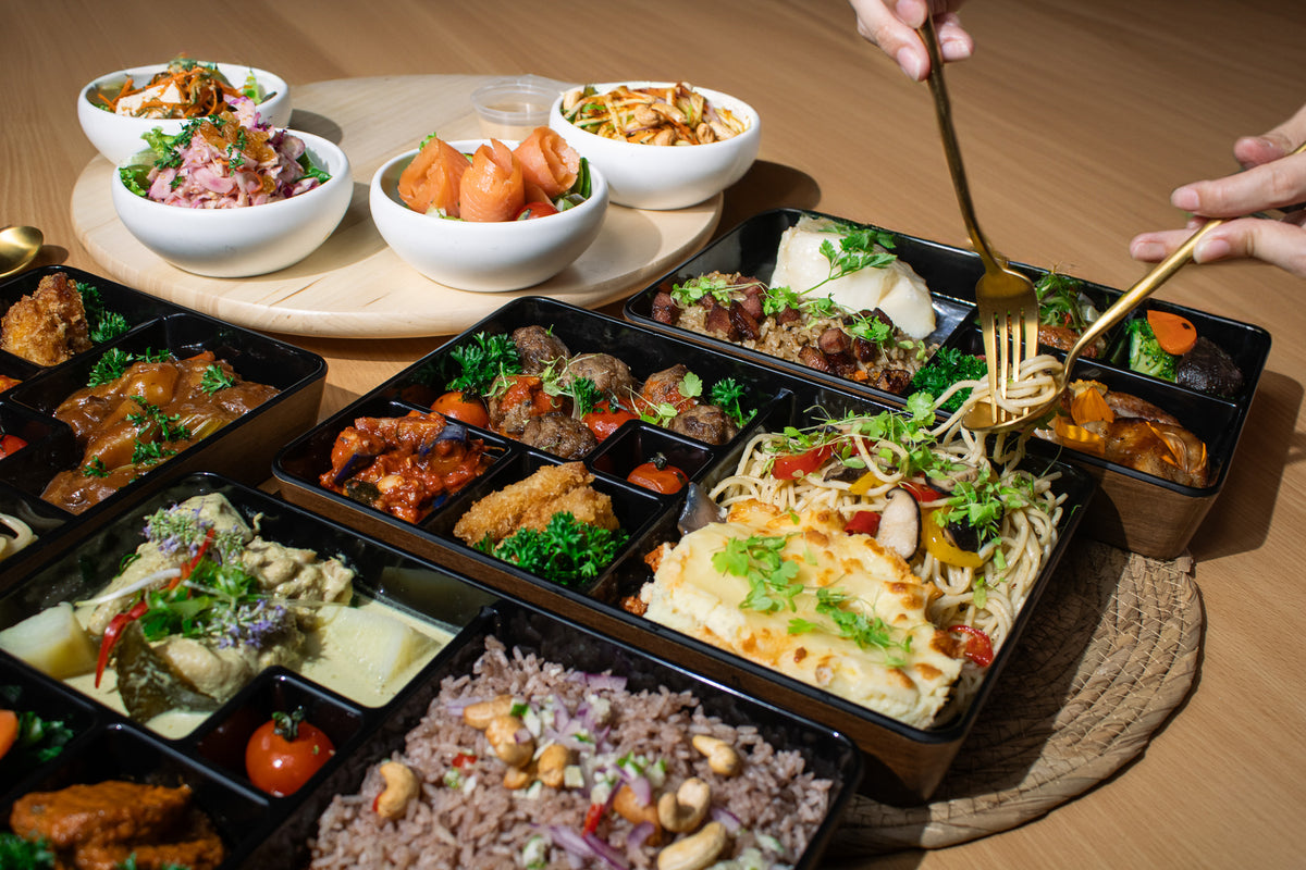 Executive Lacquered Bento Boxes | Shiok Kitchen Catering