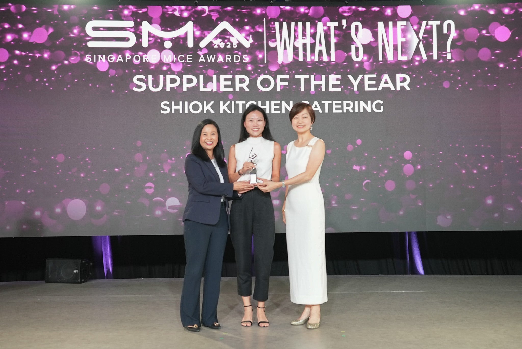 shiok kitchen catering skc supplier of the year award by singapore mice awards