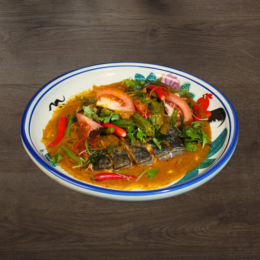 Singapore Curry Barramundi with Tofu Puffed & Vegetable