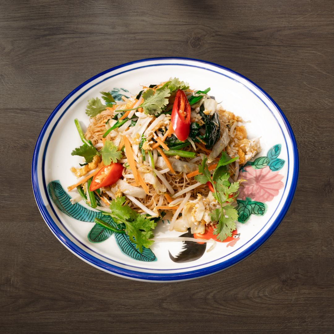 Wok-Fried Brown Bee Hoon with Eggs & Vegetables